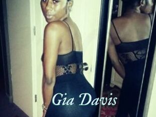 Gia_Davis