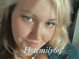 Hotemily69