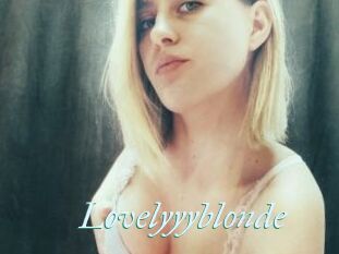 Lovelyyyblonde