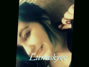 Lunaskyee