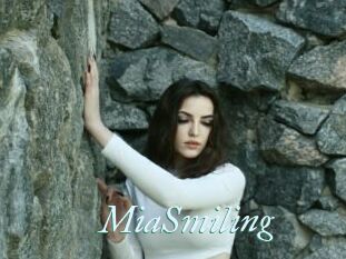 MiaSmiling