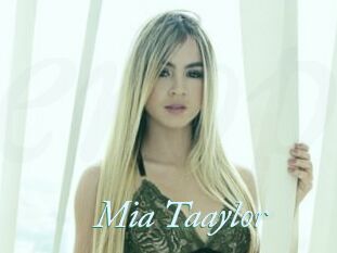 Mia_Taaylor