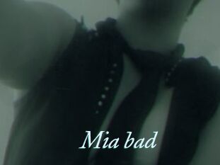 Mia_bad