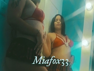Miafox33