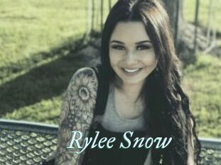 Rylee_Snow
